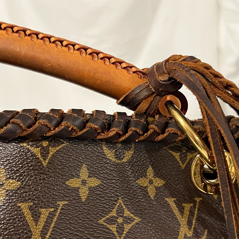 Louis Vuitton Artsy MM Monogram Hobo Tote Customized Leather Fringe Tassle - Picture 5 of 10